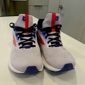 Brooks launch gts women’s 9.5